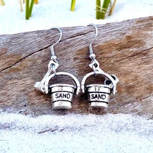🏖 NEW 🪣 SILVER BEACH SAND PAIL & SHOVEL EARRINGS